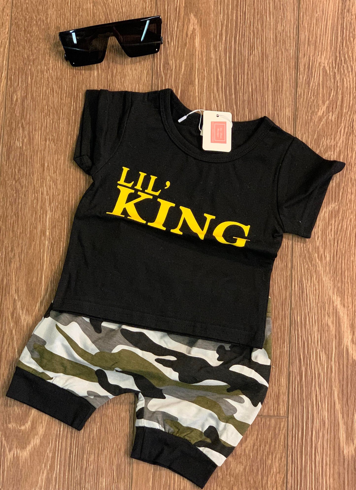 Lil' King Infant short set